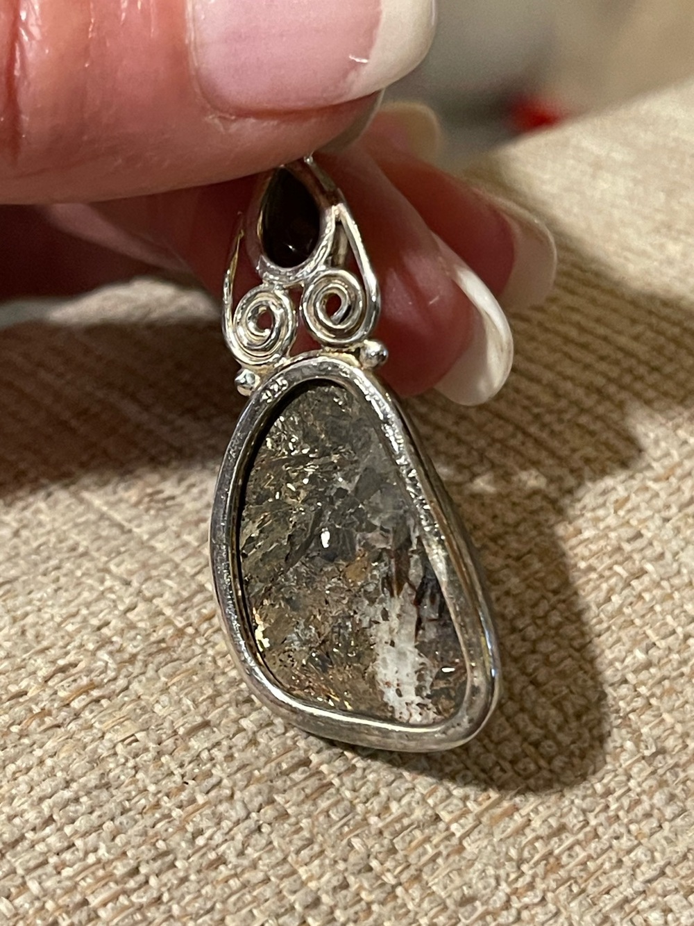 925 Sterling Silver Brown Goldstone Pendant Necklace with Smoky Accent - Picture 3 of 7